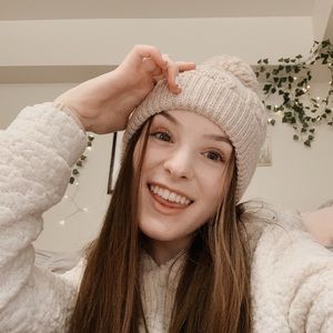 Meet your Posher, Paige